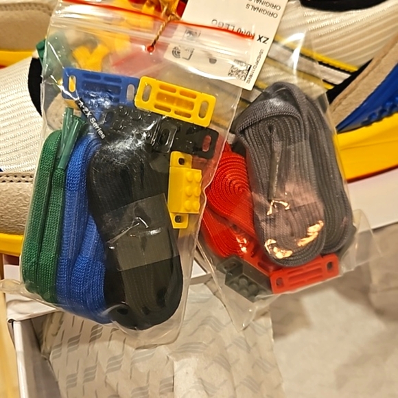 Adidas ZX 8000 LEGO Limited Edition Shoes Men's - Picture 4 of 11